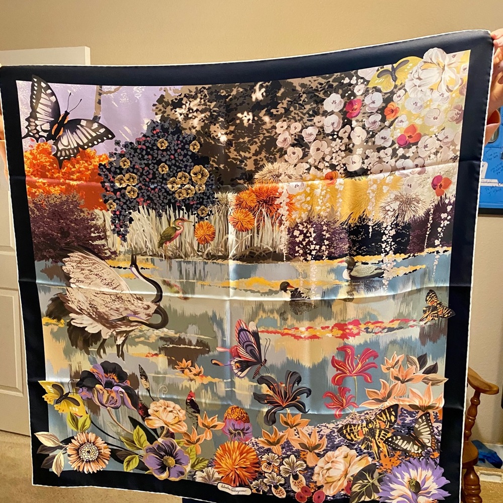 New In Box - Ferragamo Scarf - Picture 2 of 5